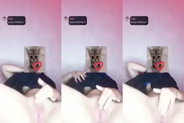 Dokumentasi Ukhti Hijab Cantik Bersantai Kasur