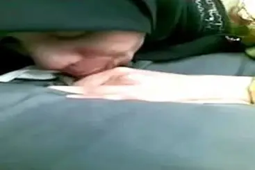 Gadis Cantik Pasrah Goyang Kasur Bareng Pacar